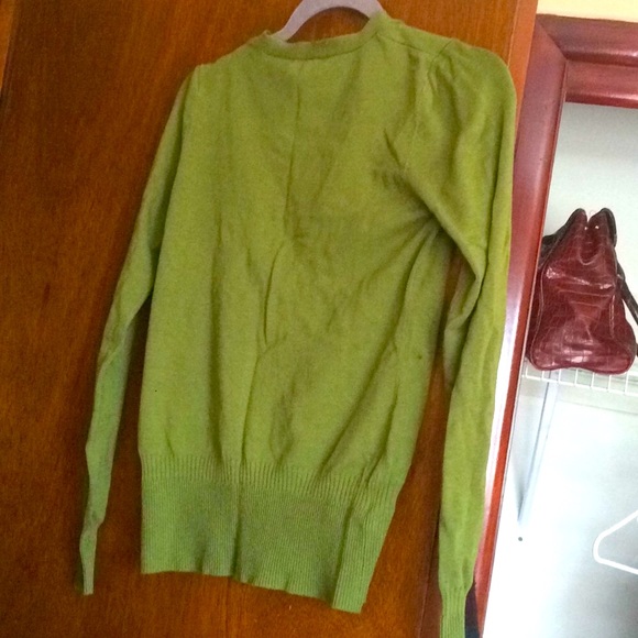 Sweater - Picture 5 of 6